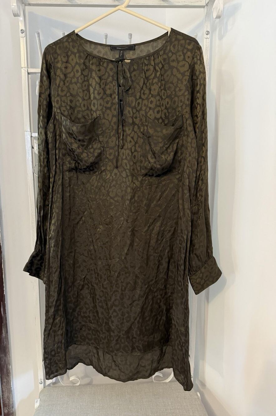 BCBG Max Azria NWT, long sleeve green leopard "Darel" Dress, Size LG silk rayon